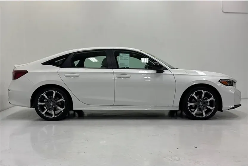 2025 Honda Civic Hybrid Sport Touring photo 1