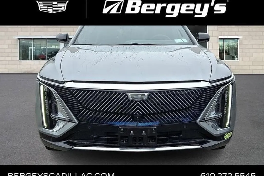2024 Cadillac Lyriq Tech photo 1