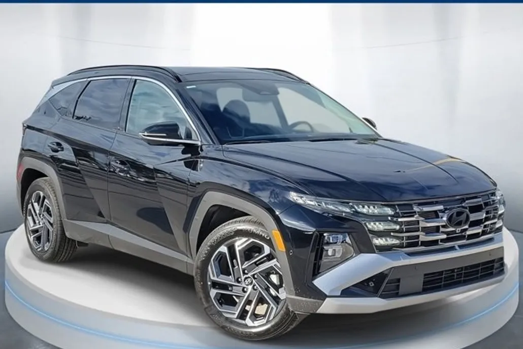 2025 Hyundai Tucson Limited photo 1