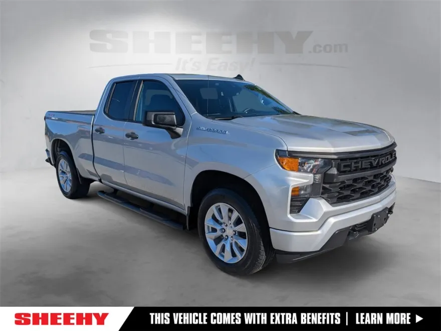 2022 Chevrolet Silverado 1500 Custom photo 1