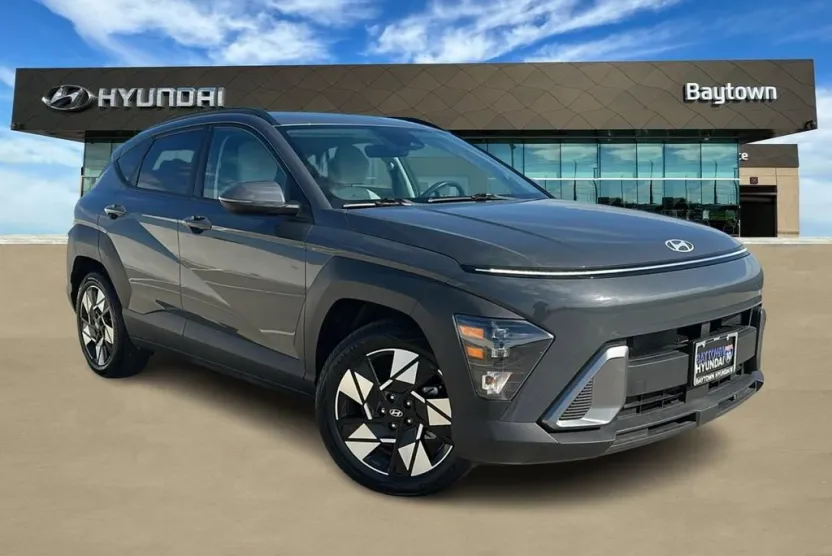 2024 Hyundai Kona SEL photo 1