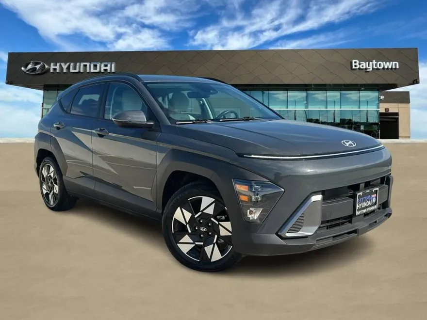 2024 Hyundai Kona SEL photo 1