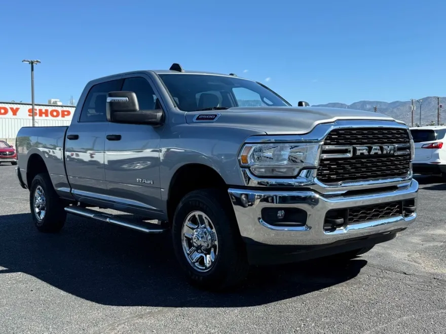 2024 Ram 2500 Big Horn photo 1