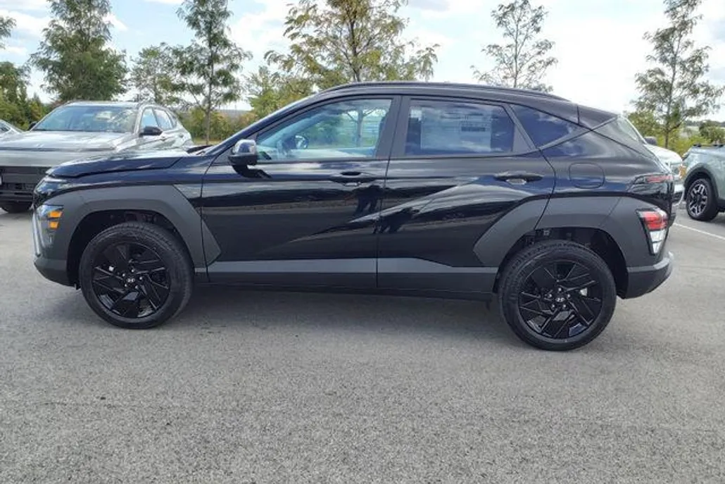 2026 Hyundai Kona SEL photo 1