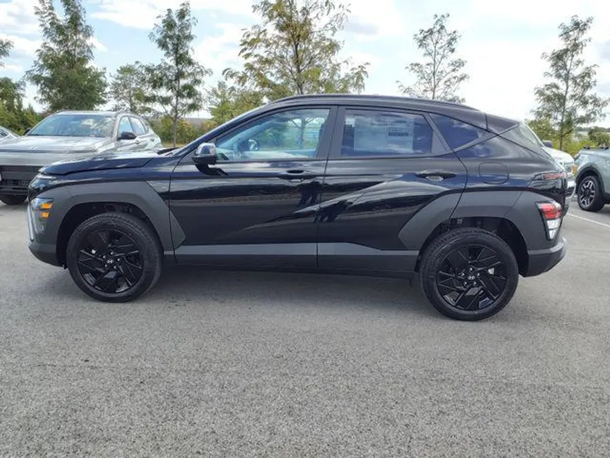 2026 Hyundai Kona SEL photo 1