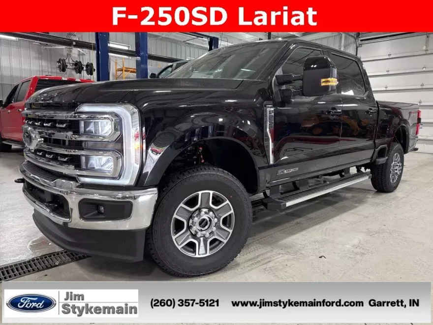 2025 Ford F-250 Lariat photo 1