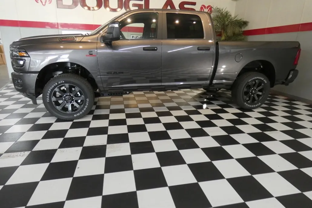 2025 Ram 2500 Big Horn photo 1