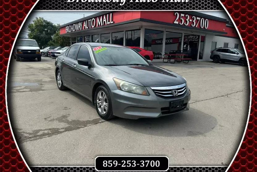 2011 Honda Accord SE photo 1