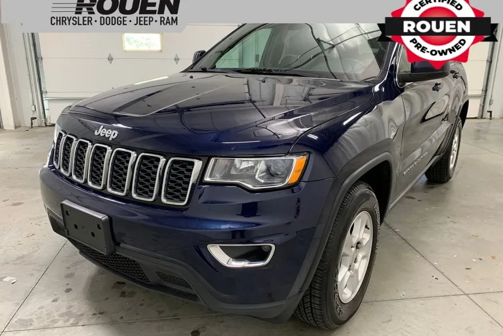 2017 Jeep Grand Cherokee Laredo photo 1
