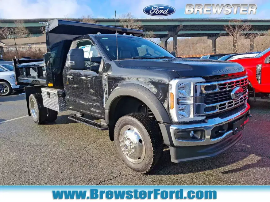 2024 Ford F-550 XL photo 1
