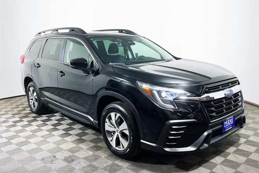 2024 Subaru Ascent Premium photo 1