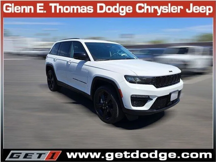 2023 Jeep Grand Cherokee Limited photo 1