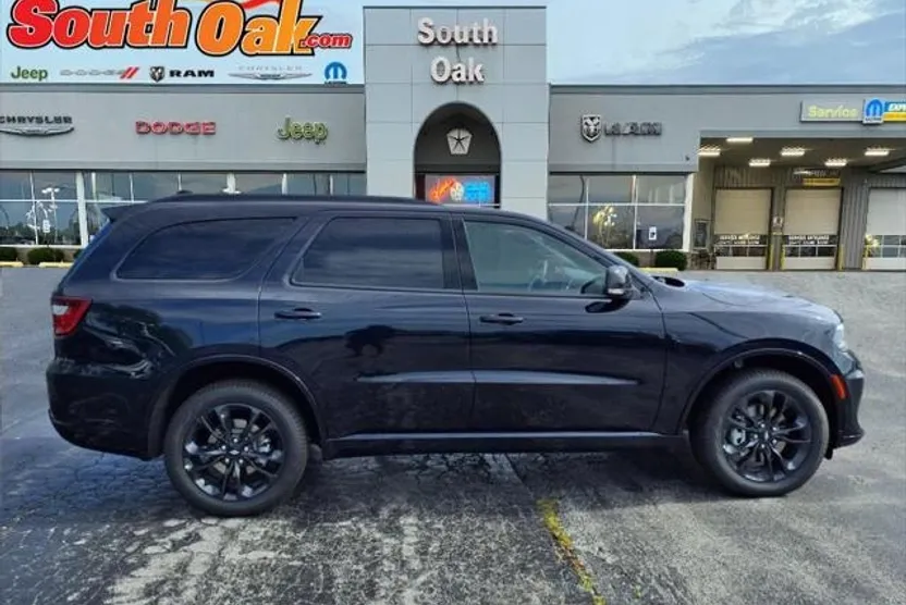 2025 Dodge Durango GT Plus photo 1