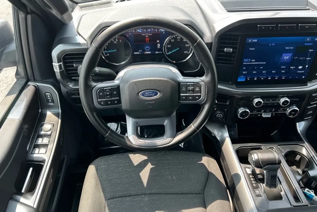2023 Ford F-150 XLT photo 1