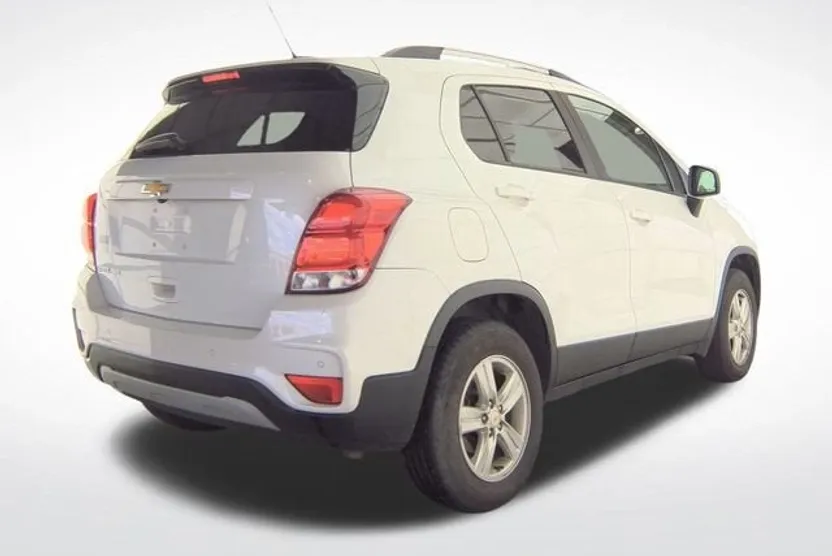 2021 Chevrolet Trax LT photo 1