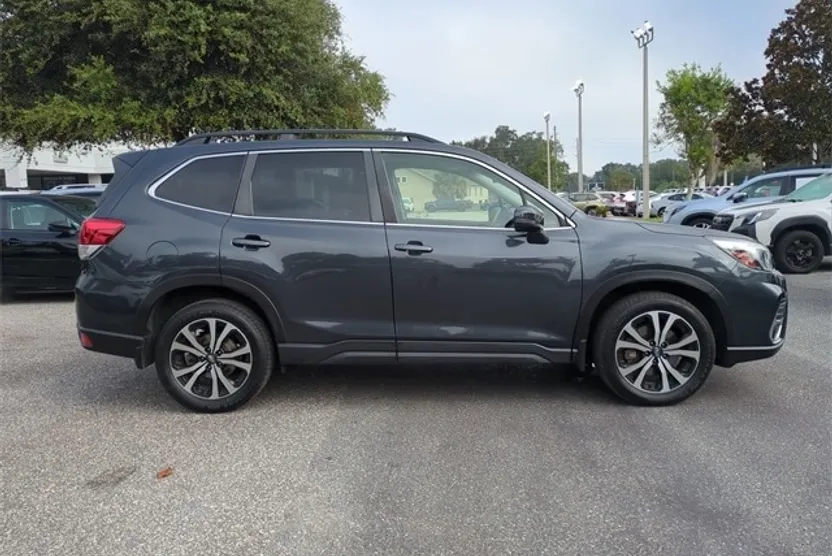 2019 Subaru Forester Limited photo 1
