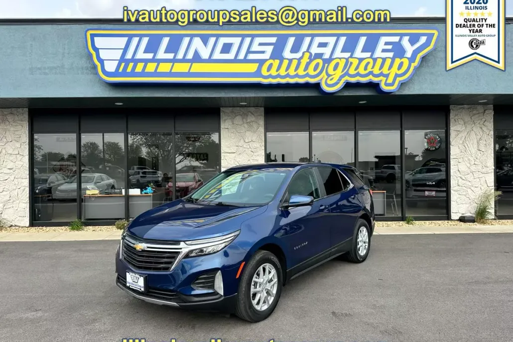 2022 Chevrolet Equinox LT photo 1