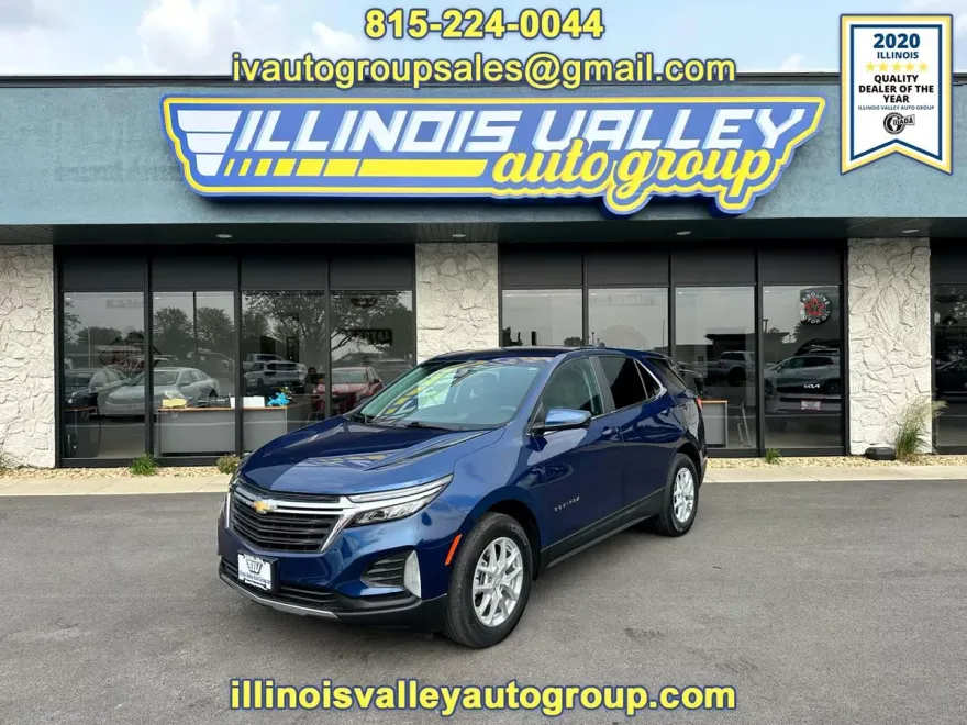 2022 Chevrolet Equinox LT photo 1