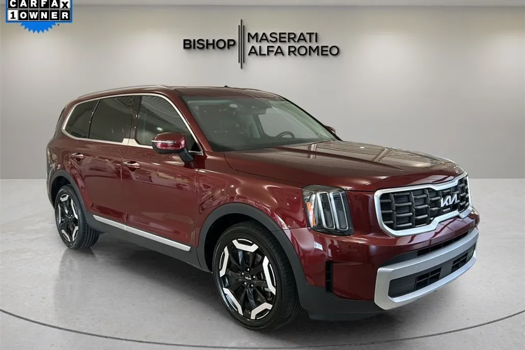 2023 Kia Telluride S photo 1