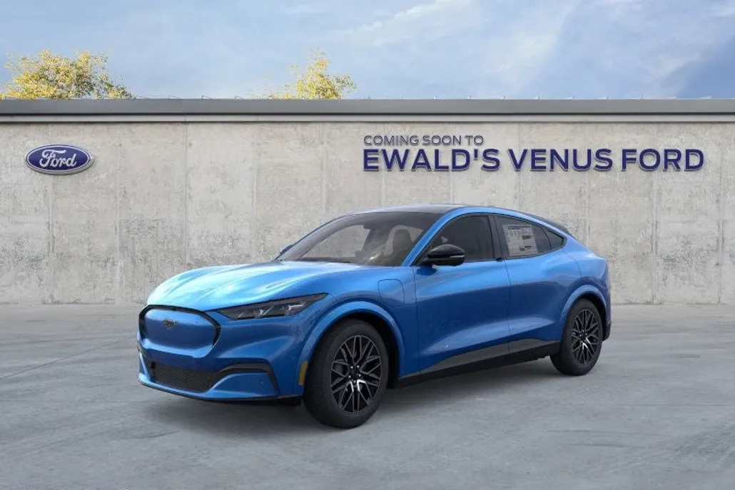 2025 Ford Mustang Mach-E Premium photo 1