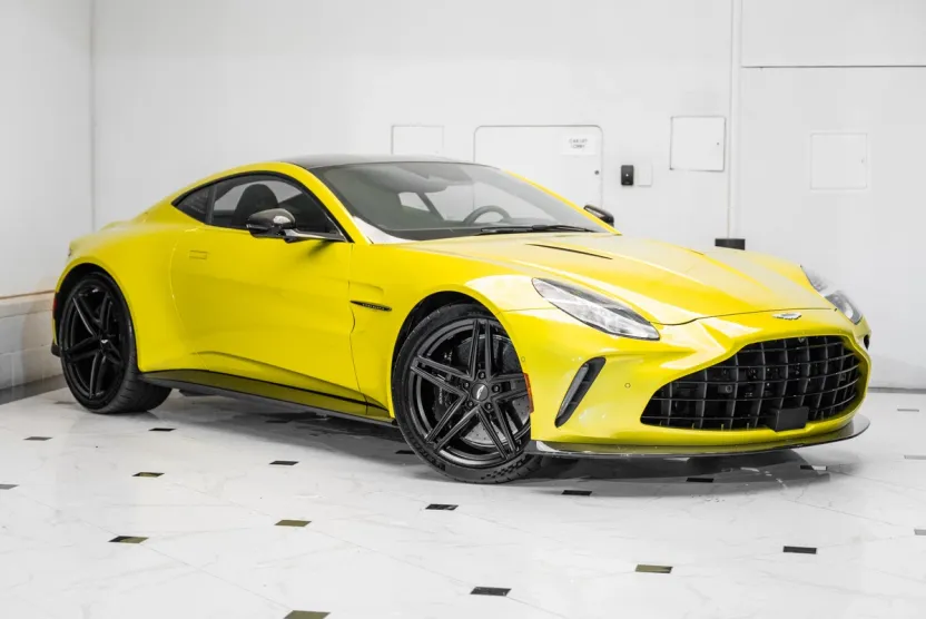 2025 Aston Martin Vantage AM6 photo 1