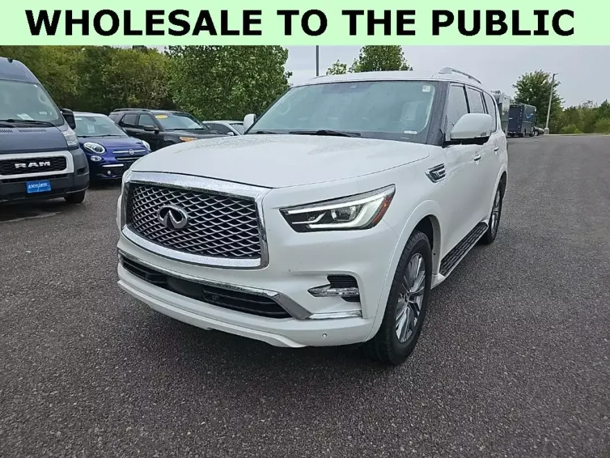 2021 Infiniti QX80 Luxe photo 1