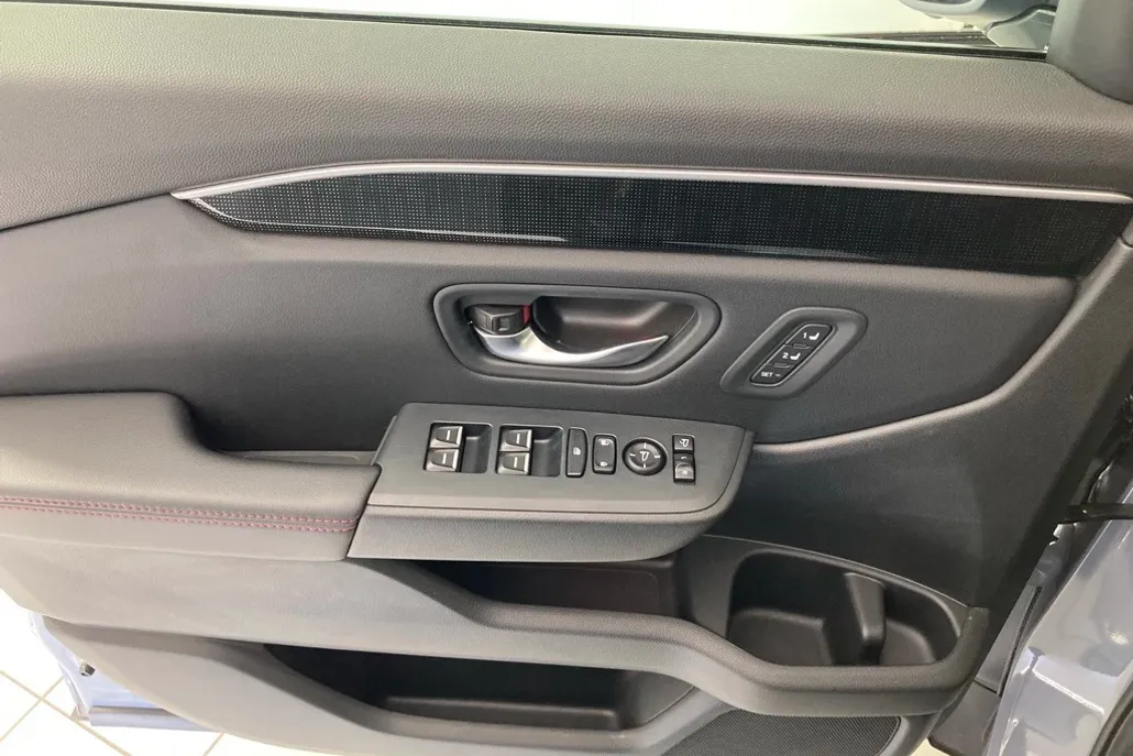 2025 Honda Pilot Black Edition photo 1