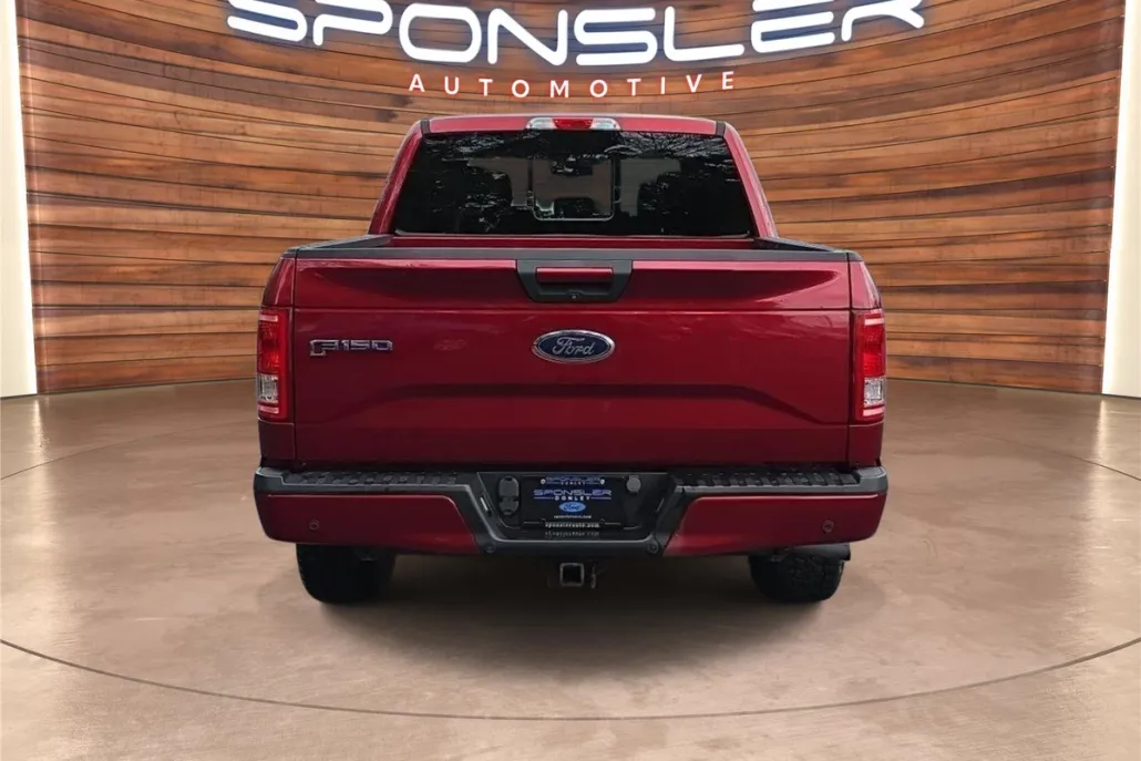 2015 Ford F-150 XLT photo 1
