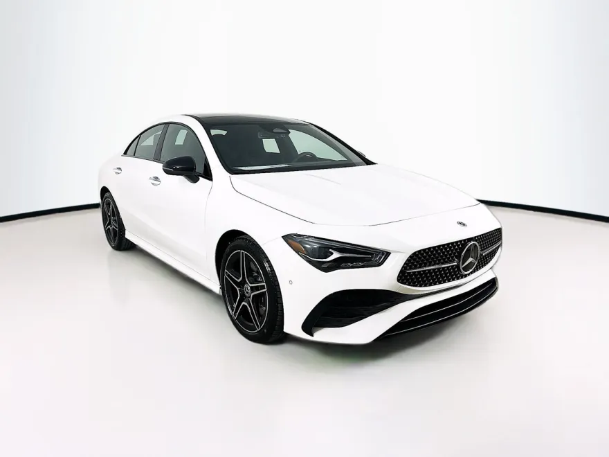 2025 Mercedes Benz CLA 250 4MATIC photo 1