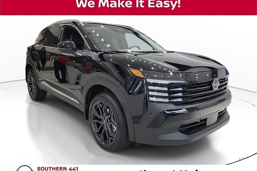 2025 Nissan Kicks SR photo 1