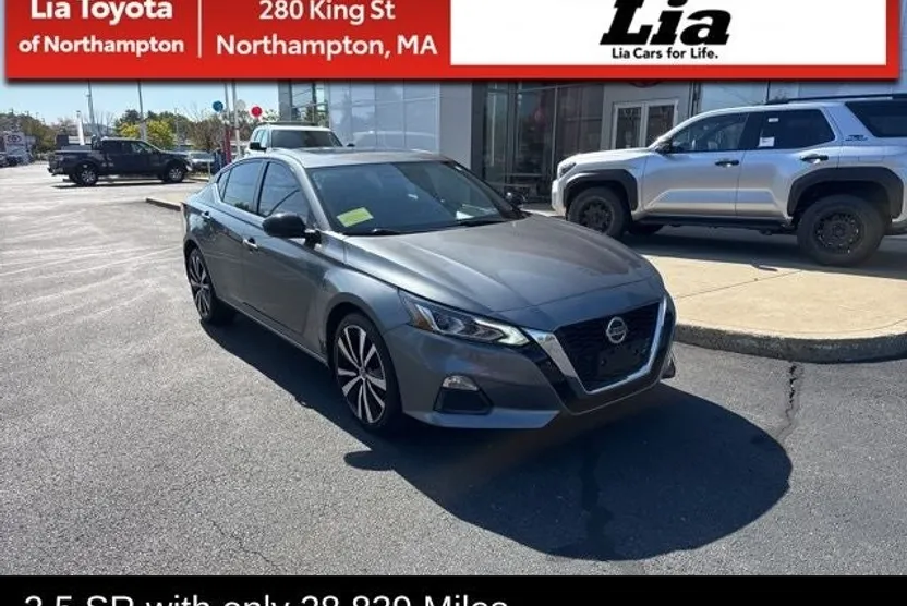 2019 Nissan Altima 2.5 SR photo 1