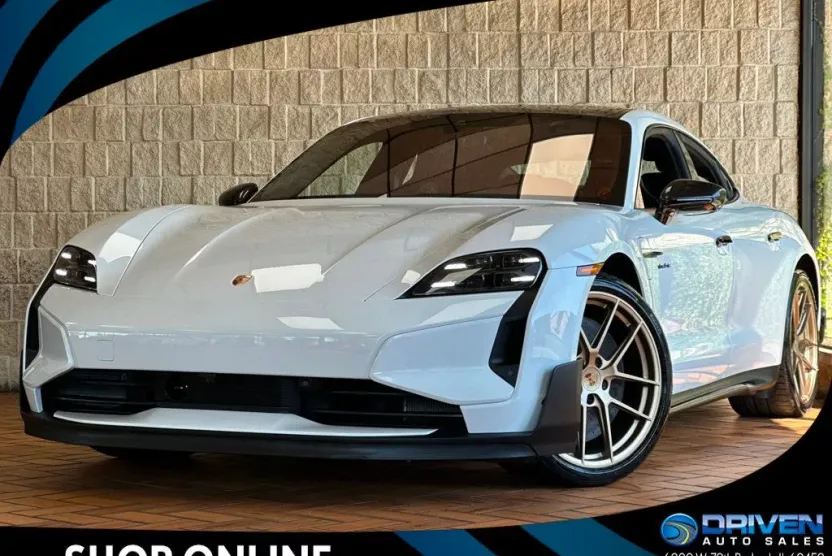 2025 Porsche Taycan Turbo GT photo 1