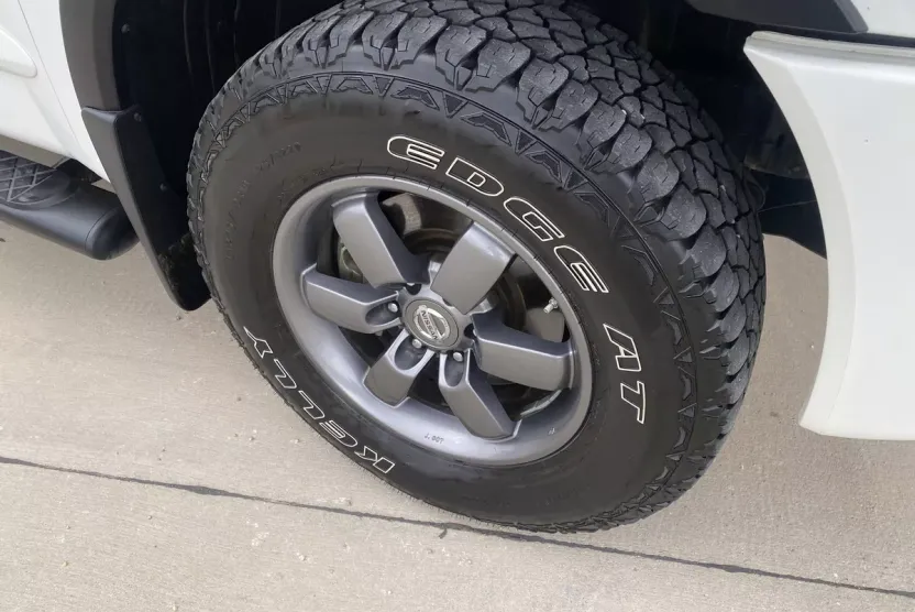 2013 Nissan Titan PRO-4X photo 1