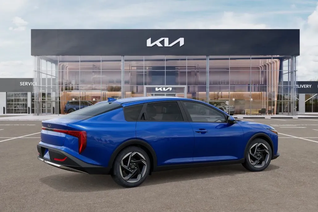2025 Kia K4 EX photo 1