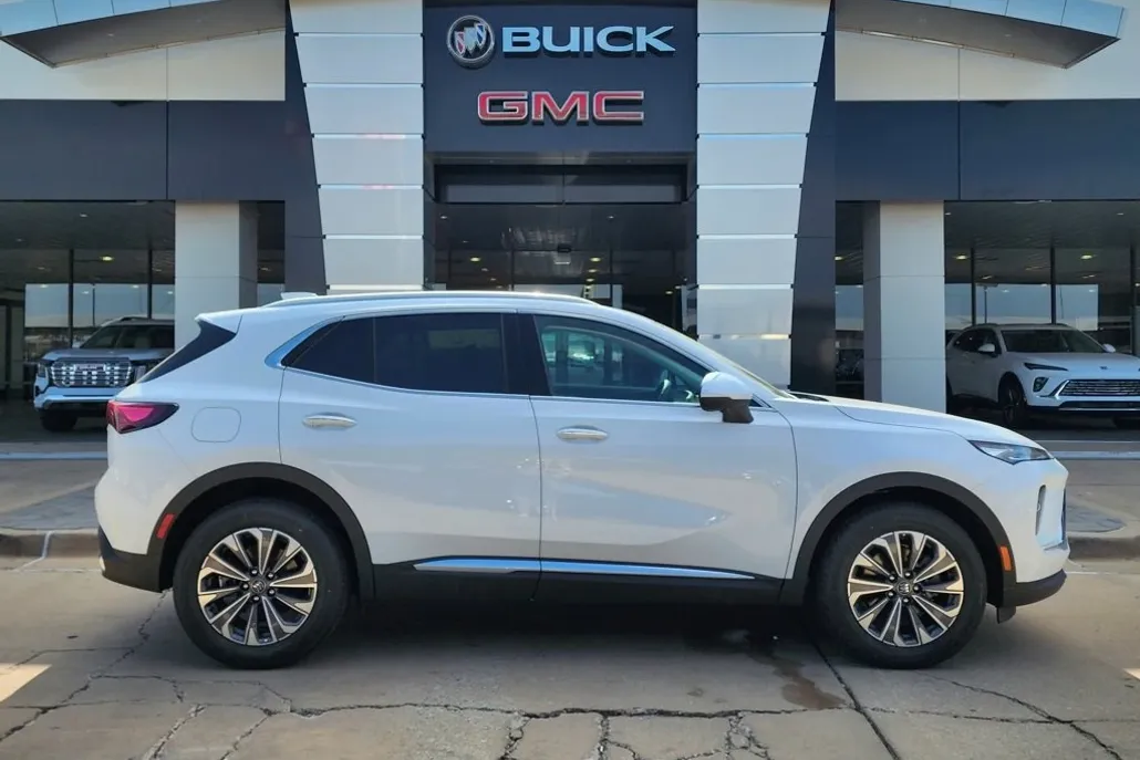 2025 Buick Envision Preferred photo 1