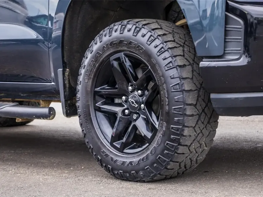 2020 Chevrolet Silverado 1500 LT Trail Boss Z71 photo 1