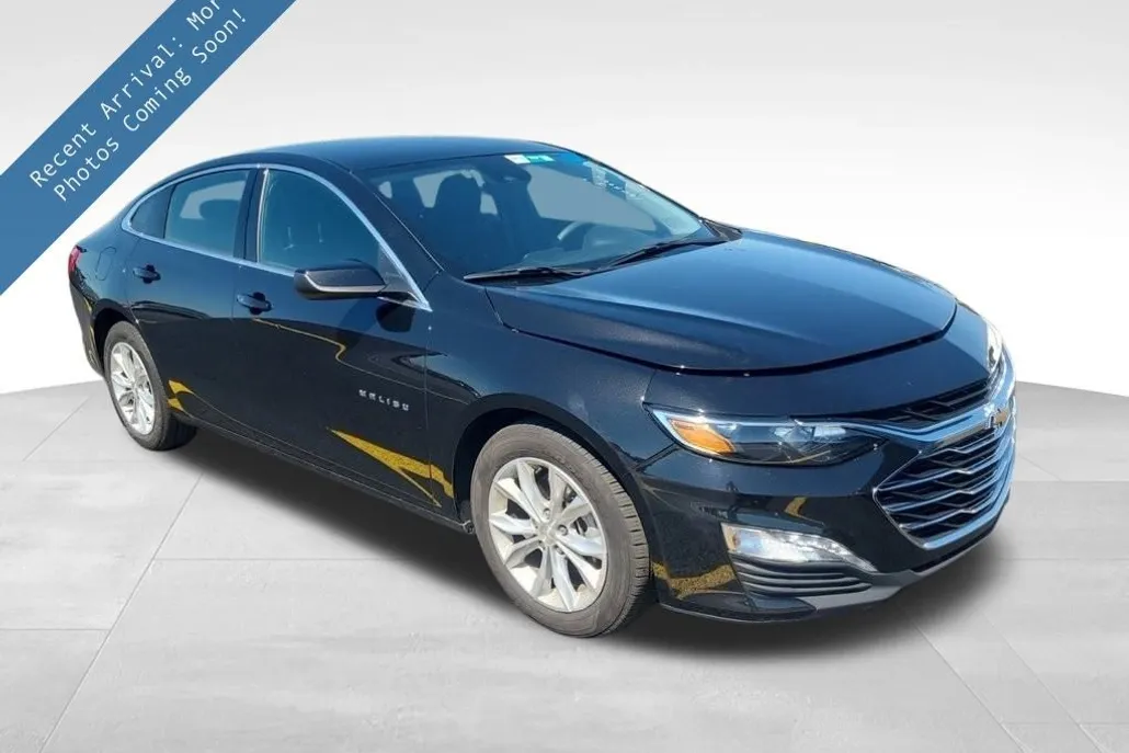 2024 Chevrolet Malibu 1LT photo 1