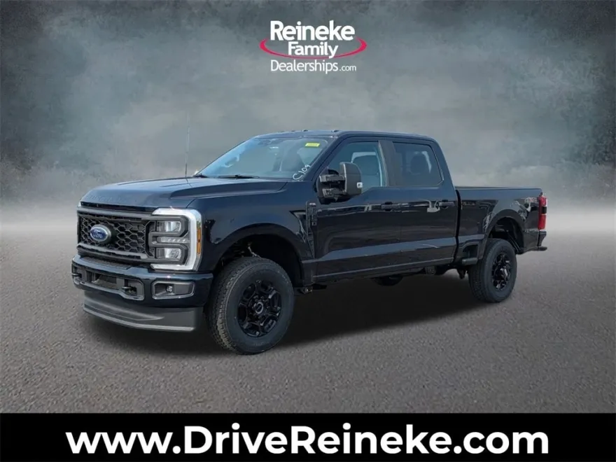 2025 Ford F-250 photo 1