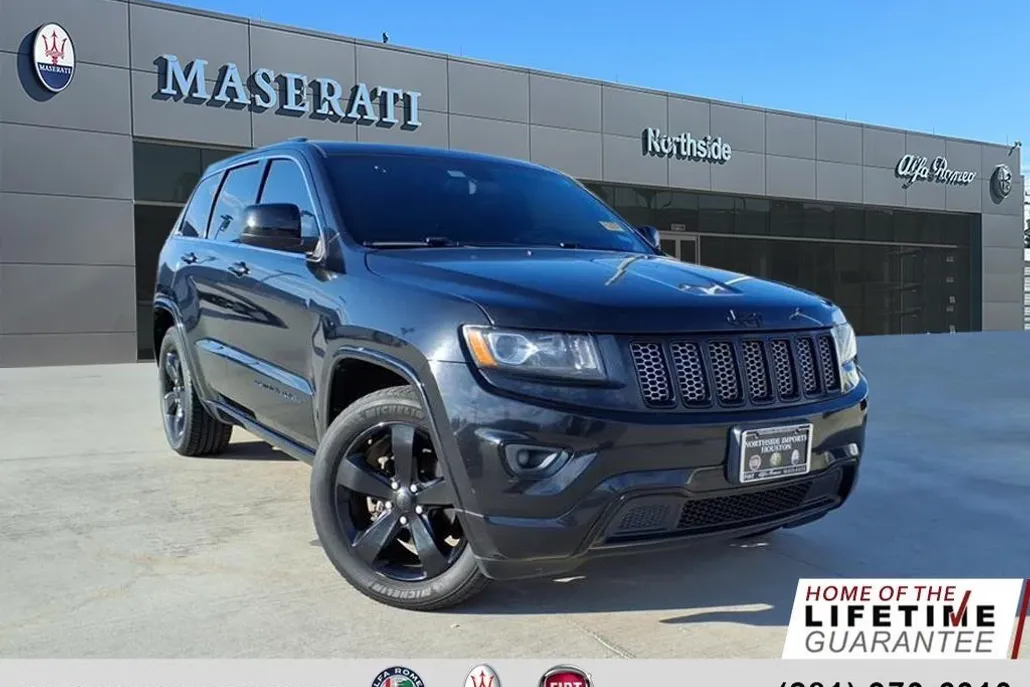 2015 Jeep Grand Cherokee Altitude photo 1