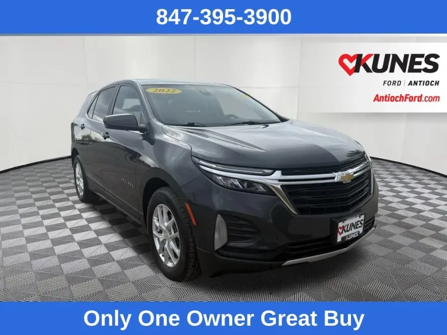 2022 Chevrolet Equinox LT photo 1