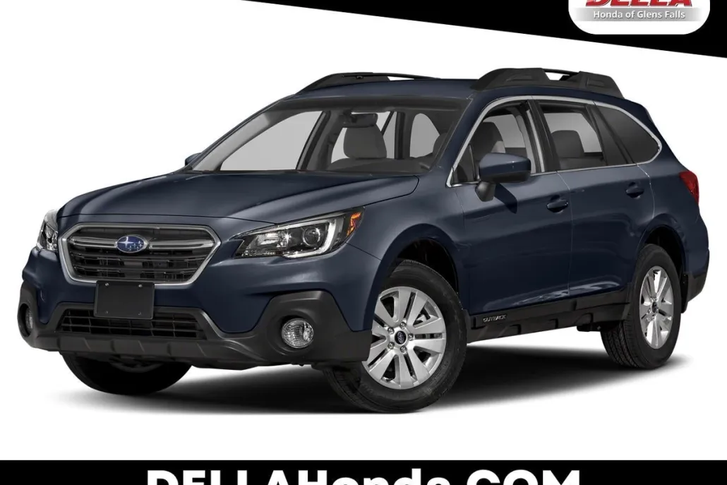 2018 Subaru Outback Premium photo 1