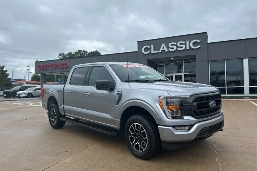 2023 Ford F-150 XL photo 1