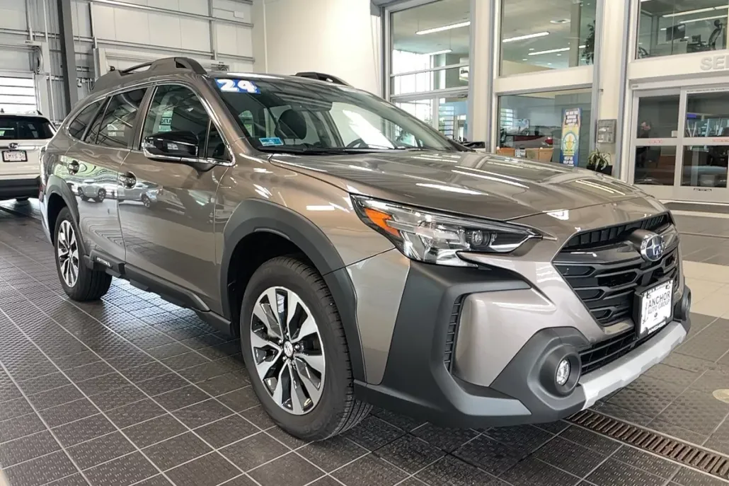 2024 Subaru Outback Limited photo 1