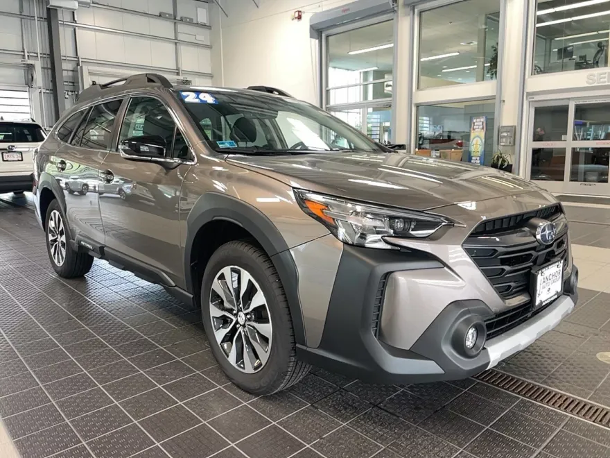 2024 Subaru Outback Limited photo 1