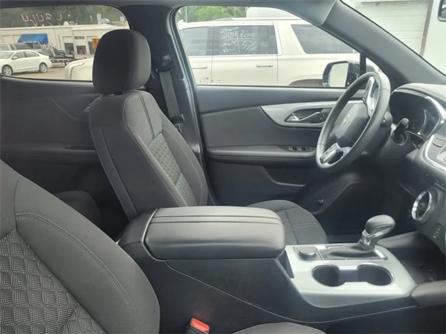 2022 Chevrolet Blazer 2LT photo 1