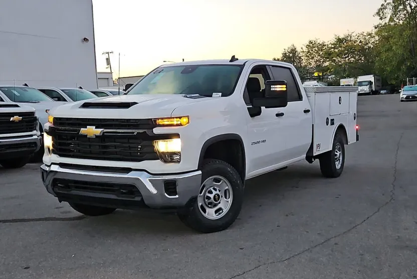 2024 Chevrolet Silverado 2500HD photo 1
