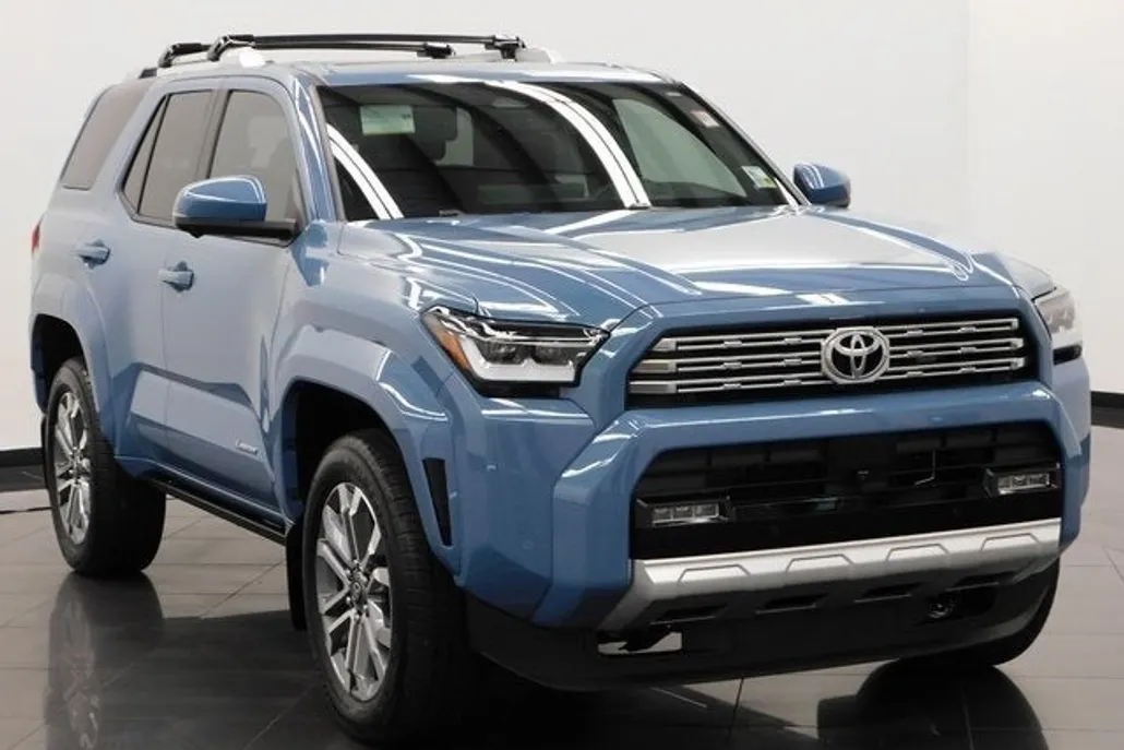 2025 Toyota 4Runner Limited photo 1