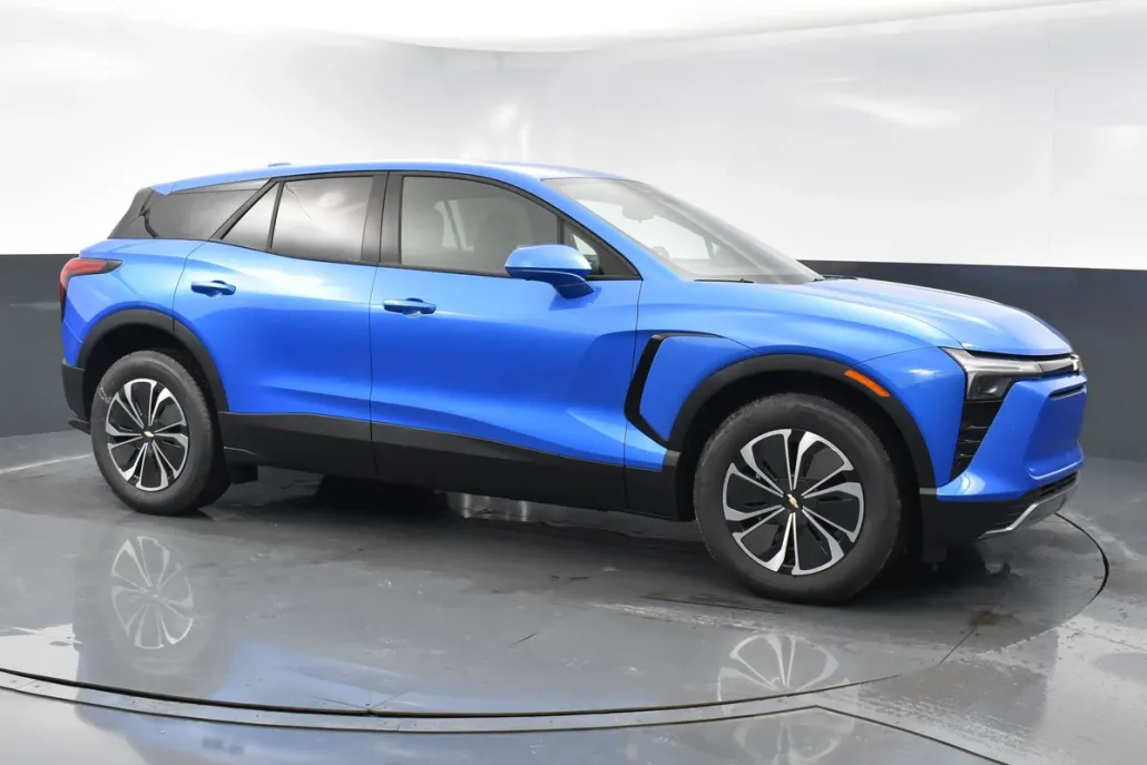 2025 Chevrolet Blazer EV photo 1