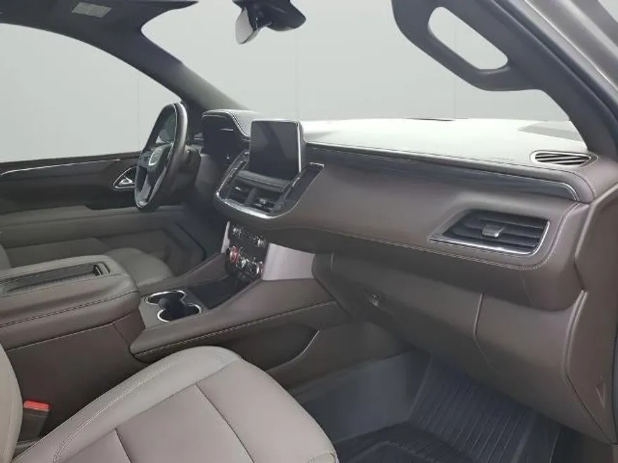 2022 Gmc Yukon SLT photo 1