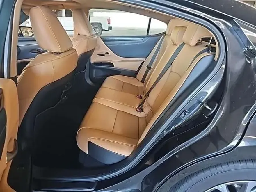 2024 Lexus ES 350 Base photo 1